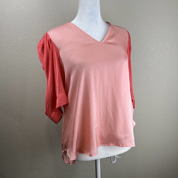Emily McCarthy Too Women Medium Coral‎ Apricot Satin Blouse Preppy Capsule - Picture 1 of 12